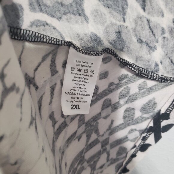 LuLaRoe Maxi Skirt Black White 2XL Plus Size Animal Print Stretch Long Comfy - Picture 6 of 8
